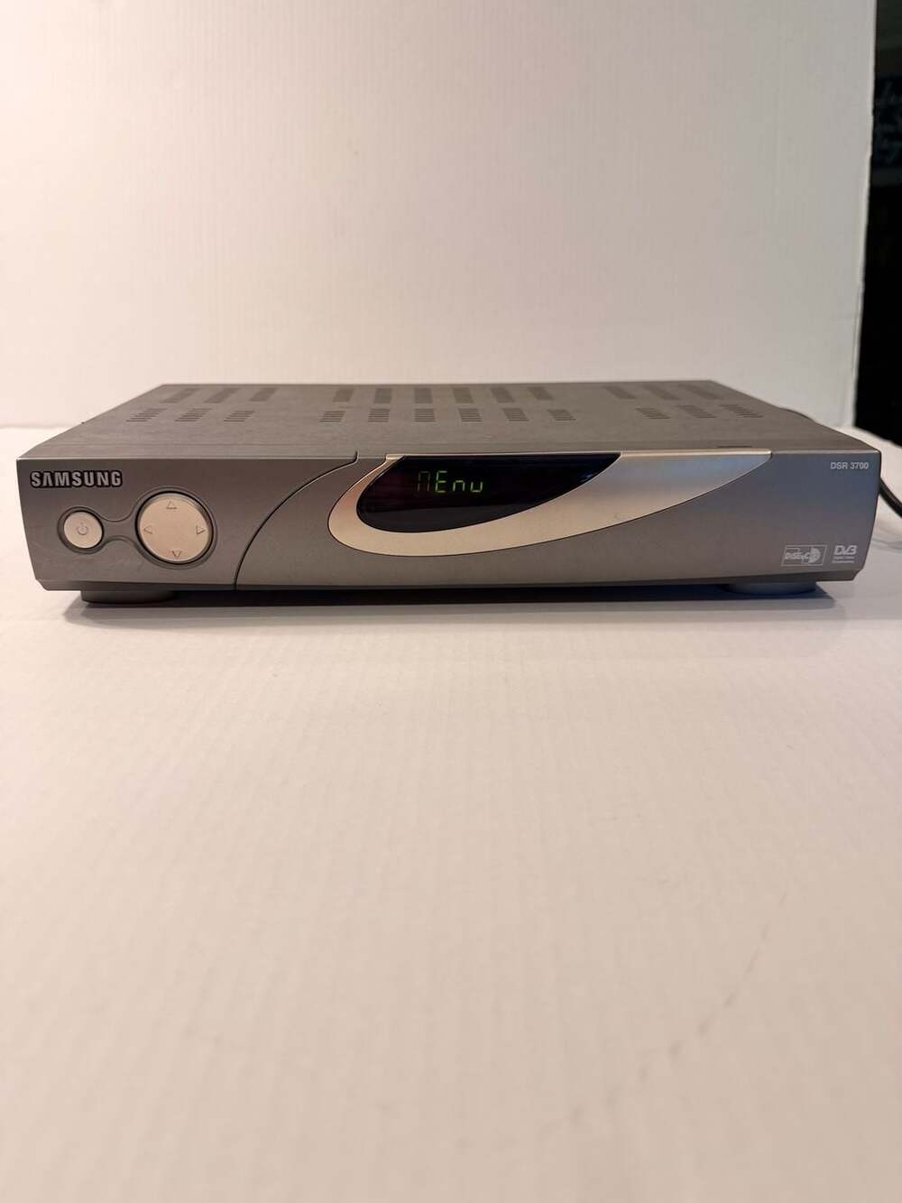 Samsung Dsr 3700 Digital Satellite Receiver Box